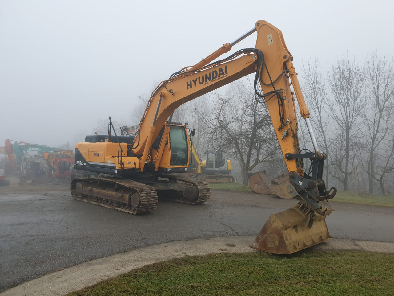 Hyundai R 220 LC-9A - Bæltegravemaskine: billede 4 Hyundai R 220 LC-9A - Bæltegravemaskine: billede 4