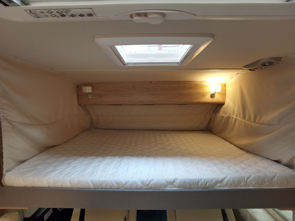 Helintegreret autocamper Eura Mobil INTEGRA LINE 720 EB /180PS-9G MAXI/ EINZELBETTEN: billede 15
