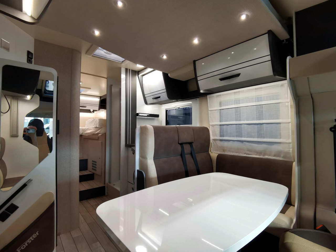 Ny Delintegreret autocamper Forster T 745 EB /-MODELL 2025- / EINZELBETTEN & RAUMBAD: billede 12