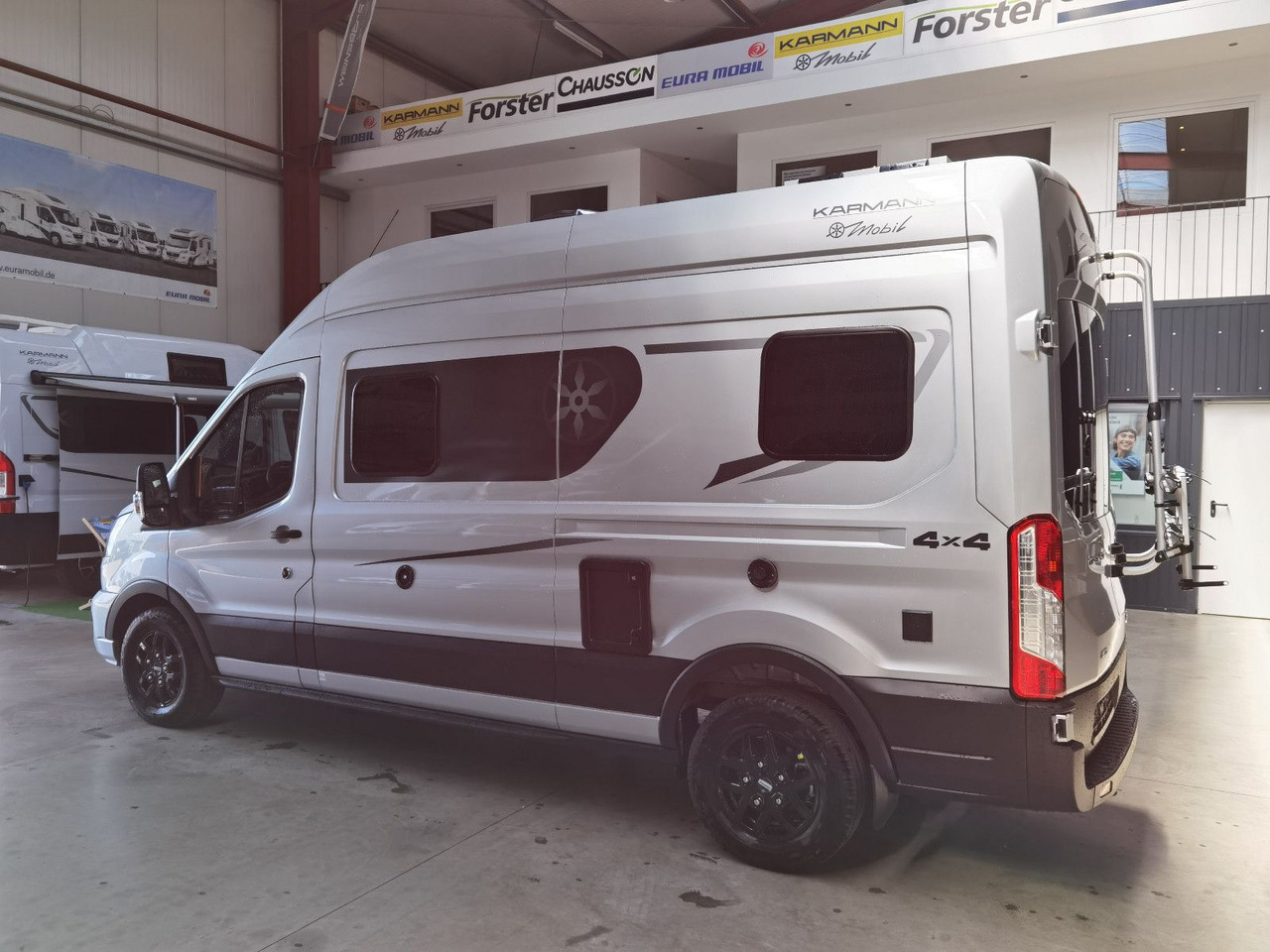 Karmann DEXTER 560 / 170PS - 4x4 / SOLAR & MARKISE & ALU - Camper van: billede 5 Karmann DEXTER 560 / 170PS - 4x4 / SOLAR & MARKISE & ALU - Camper van: billede 5