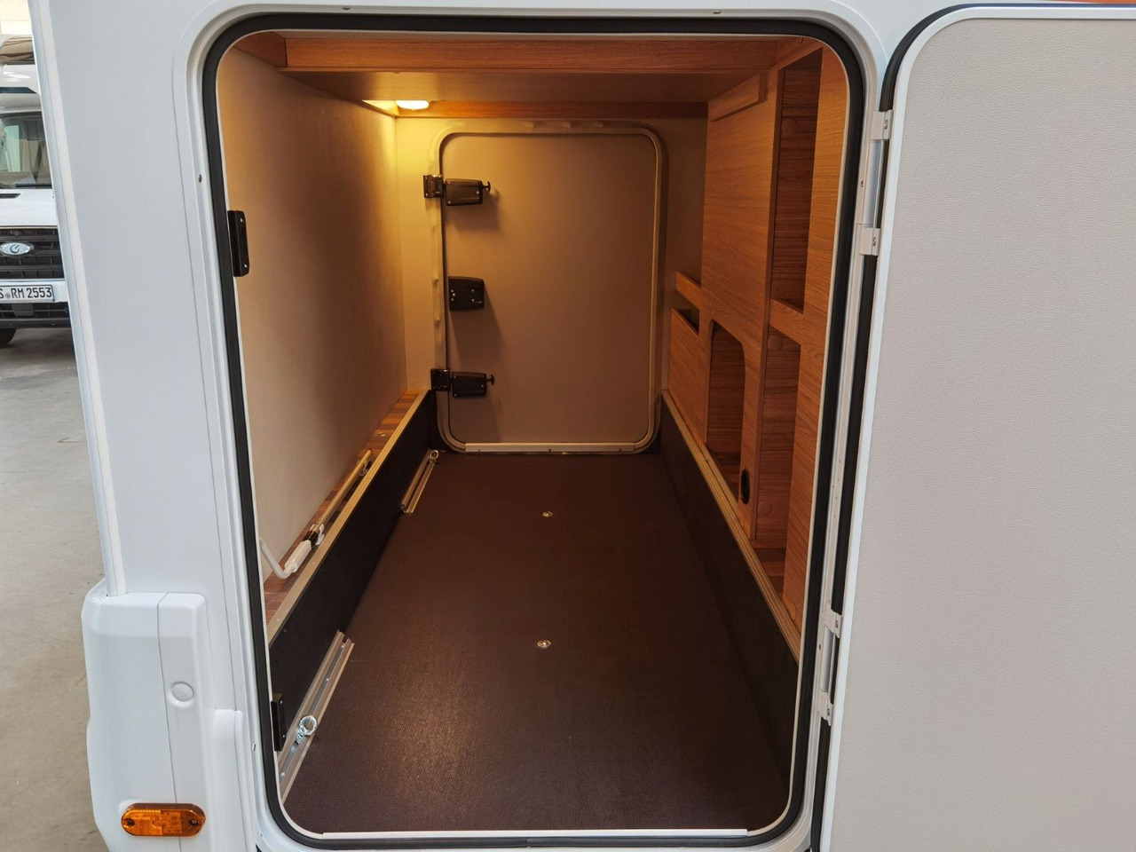 Delintegreret autocamper Weinsberg CARACOMPACT SUITE 640 MEG PEPPER / - MODELL 2025: billede 9