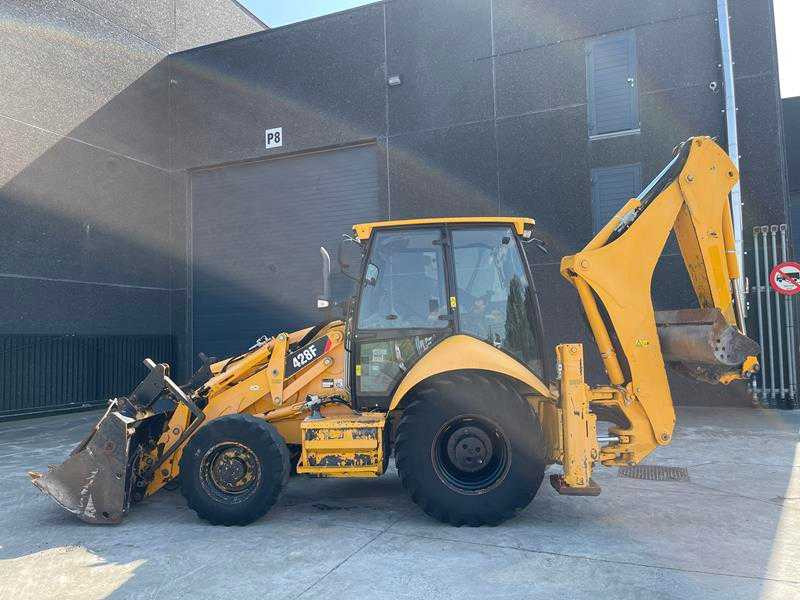 Caterpillar 428F - Gravelæssemaskine: billede 5 Caterpillar 428F - Gravelæssemaskine: billede 5