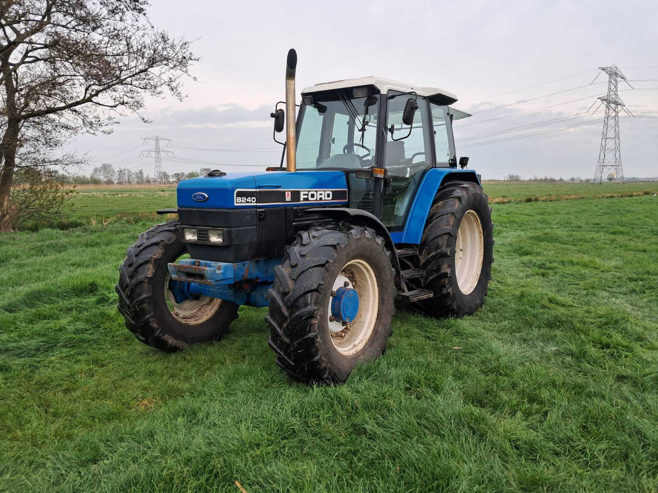 Ford - Traktor: billede 1 Ford - Traktor: billede 1