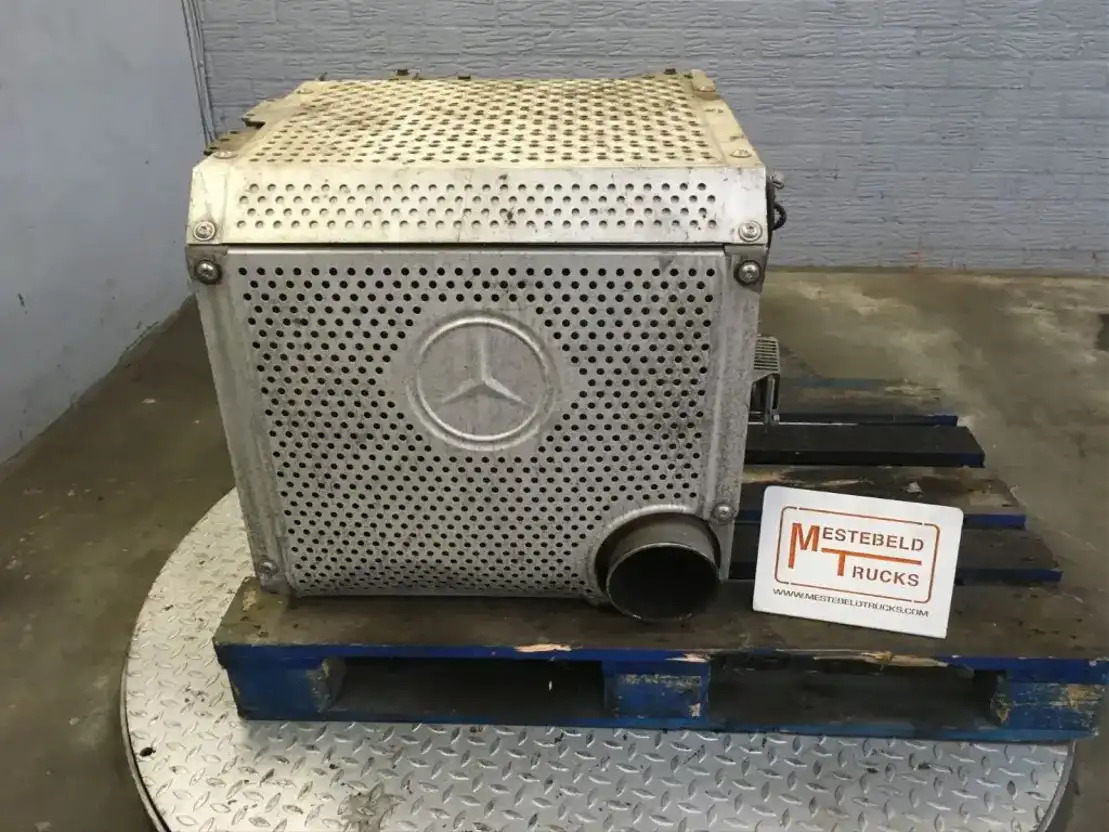 Mercedes-Benz Katalysator 230 Liter - Udstødningssystem for Lastbil: billede 1 Mercedes-Benz Katalysator 230 Liter - Udstødningssystem for Lastbil: billede 1