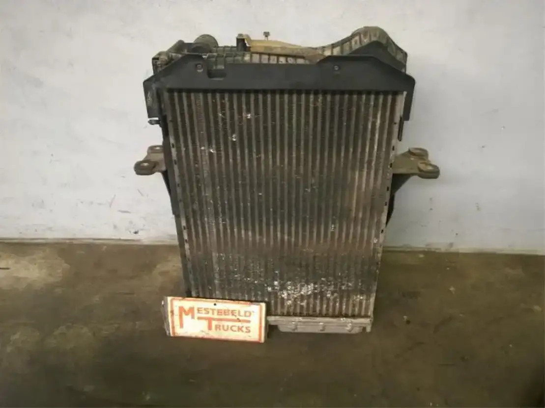 Volvo Radiateur + Intercooler FE - Kølesystem for Lastbil: billede 1 Volvo Radiateur + Intercooler FE - Kølesystem for Lastbil: billede 1