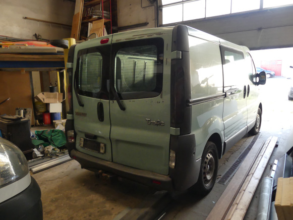 Camionnette Renault TRAFFIC (2003-411.053 km-VIN:VF1FLACA63V180319) - Bil: billede 4 Camionnette Renault TRAFFIC (2003-411.053 km-VIN:VF1FLACA63V180319) - Bil: billede 4