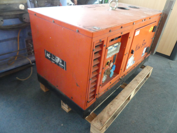 Groupe électrogène diesel Kubota AC1100Q (new boy) - Strømgenerator: billede 1 Groupe électrogène diesel Kubota AC1100Q (new boy) - Strømgenerator: billede 1