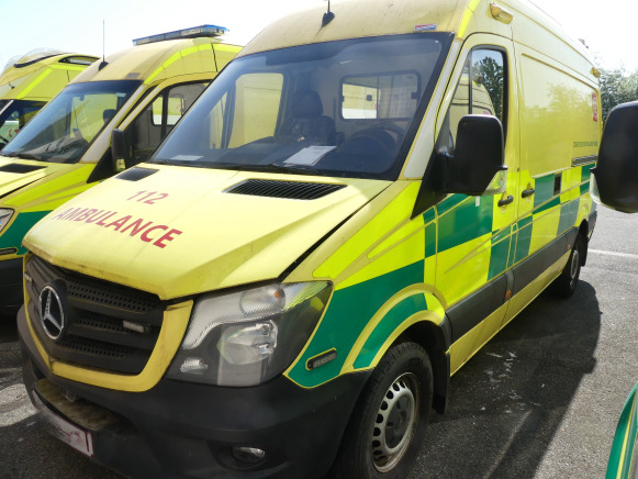 REF:21 - Ambulance Mercedes-Benz Sprinter (2015-331.515 km) - Ambulance: billede 1 REF:21 - Ambulance Mercedes-Benz Sprinter (2015-331.515 km) - Ambulance: billede 1