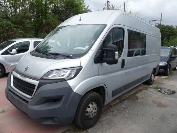 REF:1-LXD-193 - Camionnette double cabine Peugeot Boxer - Numéro de châssis : VF3YCTMFC12A13602 - Varebil: billede 1 REF:1-LXD-193 - Camionnette double cabine Peugeot Boxer - Numéro de châssis : VF3YCTMFC12A13602 - Varebil: billede 1
