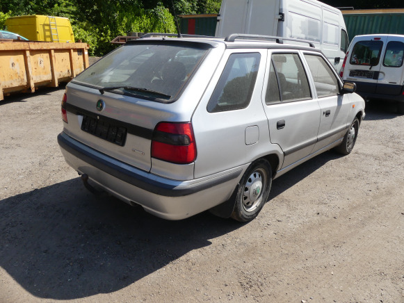 Voiture Skoda Felicia Break (1999-134.345 km) - Bil: billede 5 Voiture Skoda Felicia Break (1999-134.345 km) - Bil: billede 5