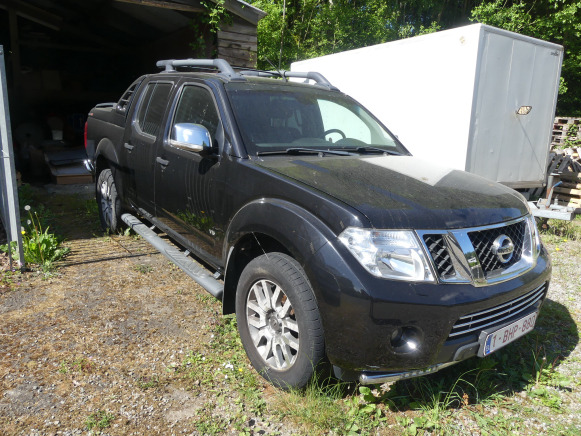 Voiture tout terrain Nissan Navara V6 - Bil: billede 1 Voiture tout terrain Nissan Navara V6 - Bil: billede 1