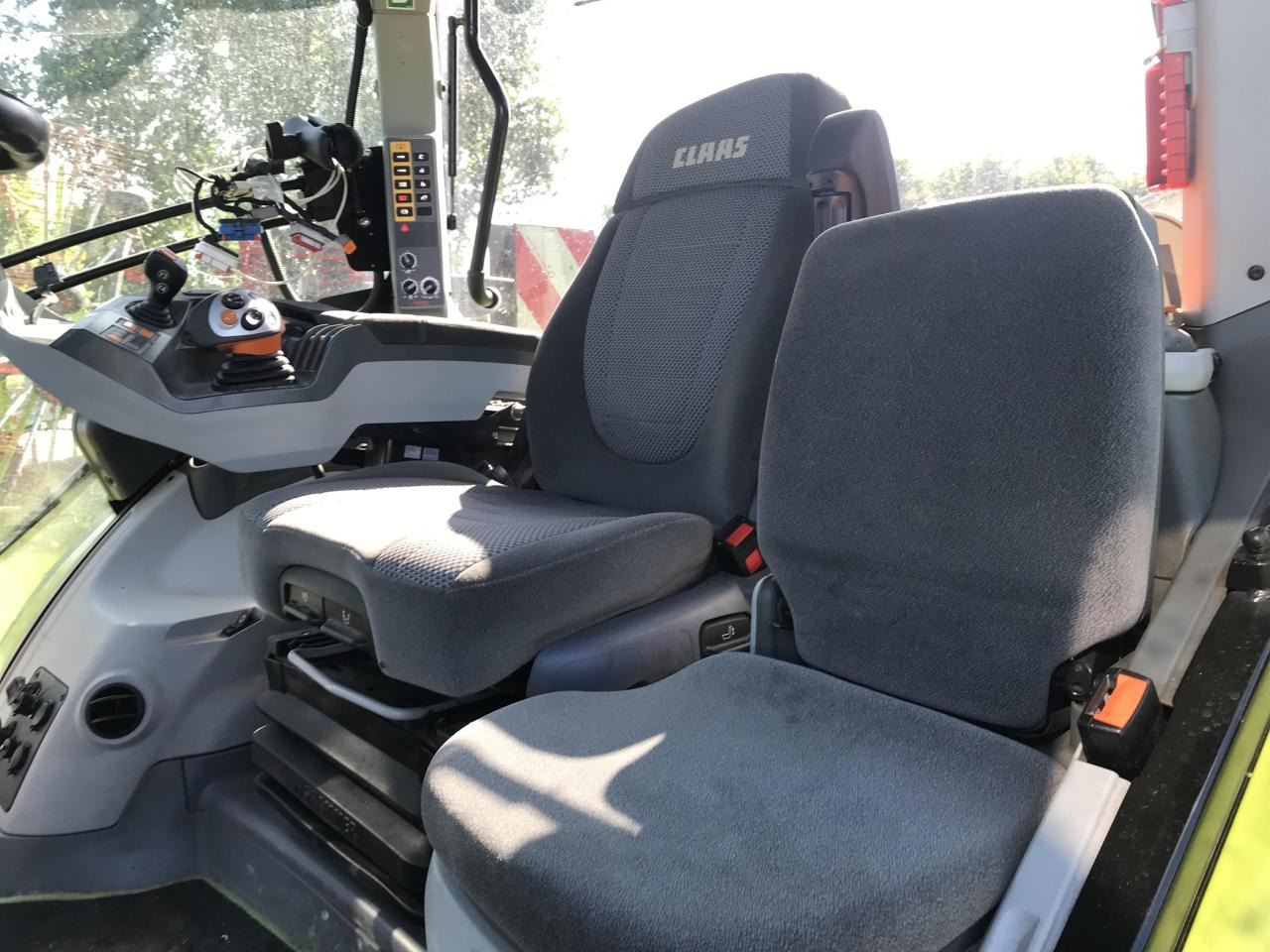 Traktor CLAAS Arion 660: billede 8