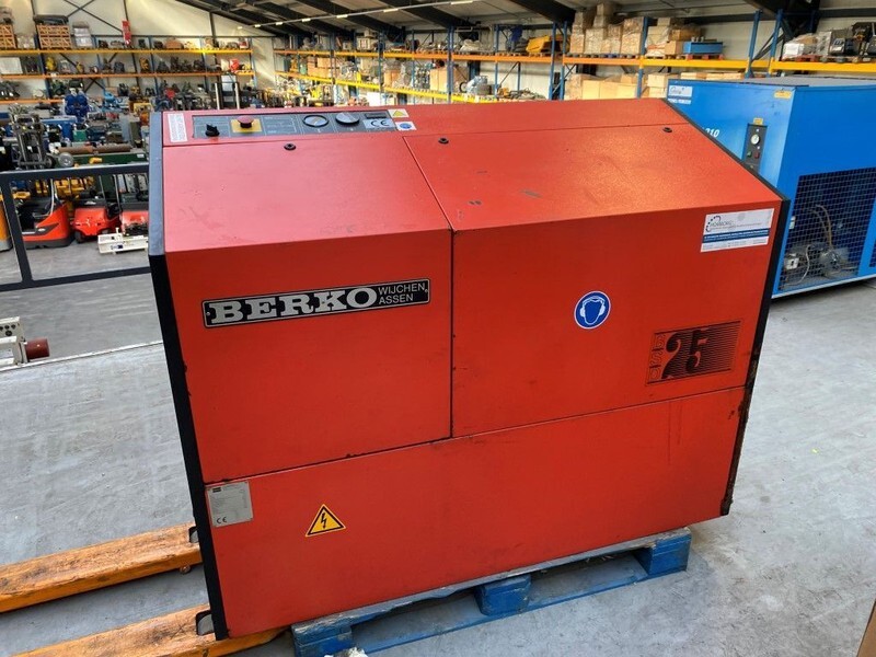 BERKO BSD 25 18.5 kW 2400 L / min 8 Bar Silent Elektrische Schroefcompressor - Luftkompressor: billede 5 BERKO BSD 25 18.5 kW 2400 L / min 8 Bar Silent Elektrische Schroefcompressor - Luftkompressor: billede 5