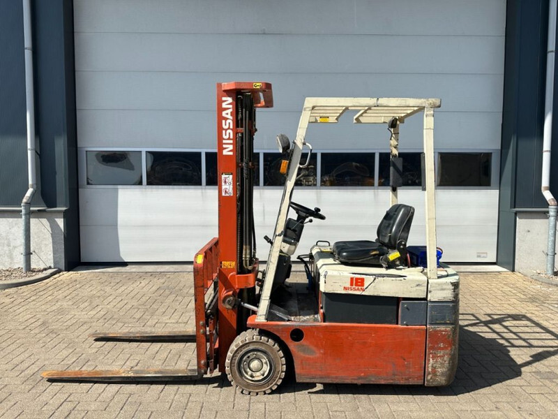 Nissan N01L18U 1.8 ton Triplex Freelift Sideshift Elektra Heftruck Accu 2016 ! - El gaffeltruck: billede 1 Nissan N01L18U 1.8 ton Triplex Freelift Sideshift Elektra Heftruck Accu 2016 ! - El gaffeltruck: billede 1
