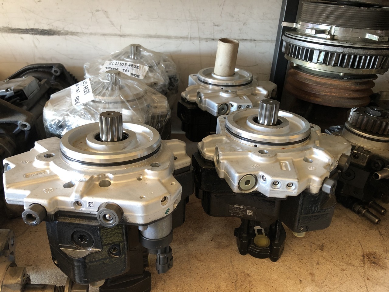 HIGH PRESSURE FUEL PUMP MAN TGX,TGS - Brændstofpumpe for Lastbil: billede 1 HIGH PRESSURE FUEL PUMP MAN TGX,TGS - Brændstofpumpe for Lastbil: billede 1