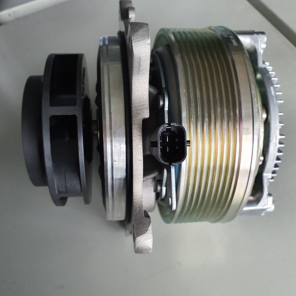 WATERPOMP DAF XF/CF EURO 6 XF 106 2104578R 1949540 - Kølevæskepumpe for Lastbil: billede 2 WATERPOMP DAF XF/CF EURO 6 XF 106 2104578R 1949540 - Kølevæskepumpe for Lastbil: billede 2