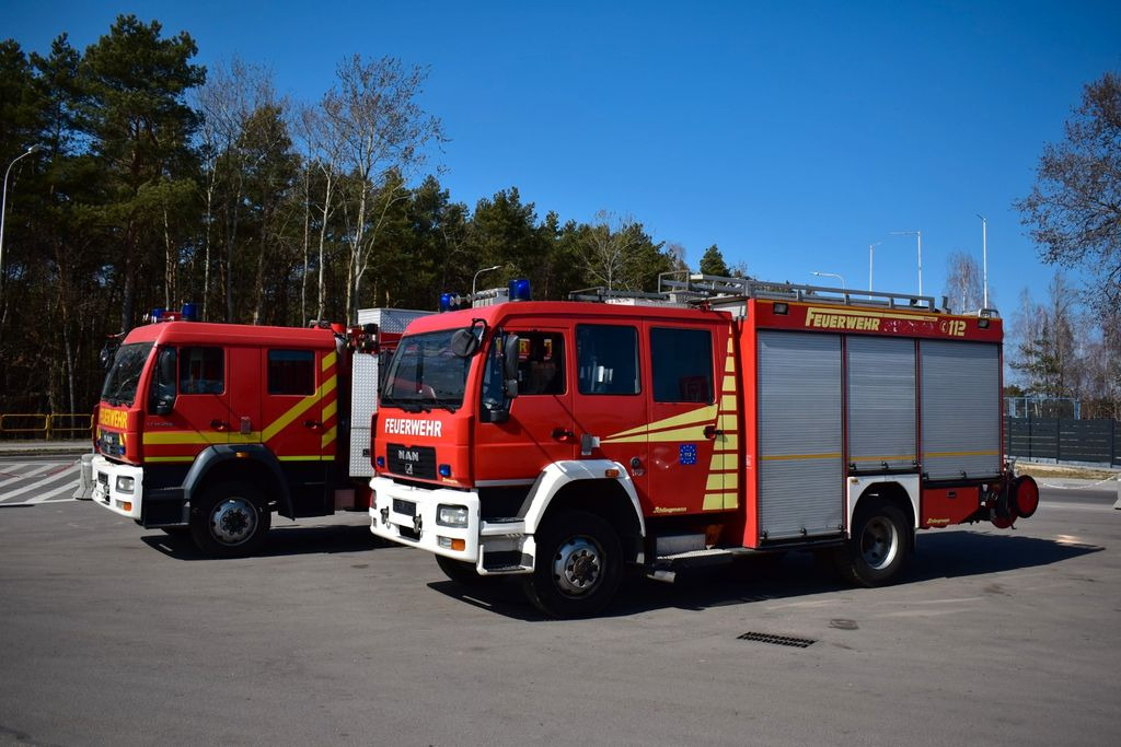 MAN 4x4 Firetruck Feuerwehr DOKA Expedition Camper - Brandbil: billede 1 MAN 4x4 Firetruck Feuerwehr DOKA Expedition Camper - Brandbil: billede 1