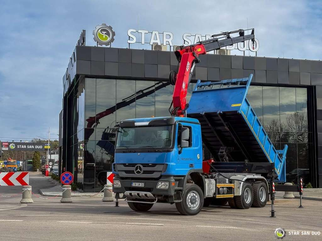 Mercedes-Benz ACTROS 3341 6x6 HMF 4220 K4 CRANE KIPPER - Tipvogn lastbil: billede 1 Mercedes-Benz ACTROS 3341 6x6 HMF 4220 K4 CRANE KIPPER - Tipvogn lastbil: billede 1