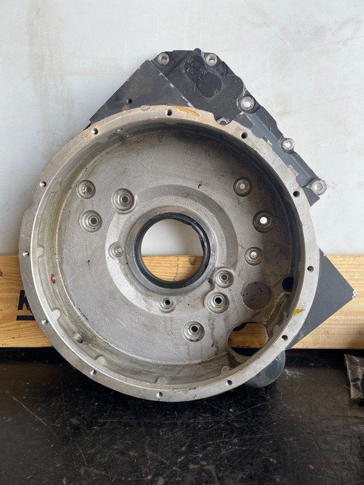 CUMMINS FLYWHEEL HOUSE 3971668 - Motor og reservedele for Lastbil: billede 1 CUMMINS FLYWHEEL HOUSE 3971668 - Motor og reservedele for Lastbil: billede 1