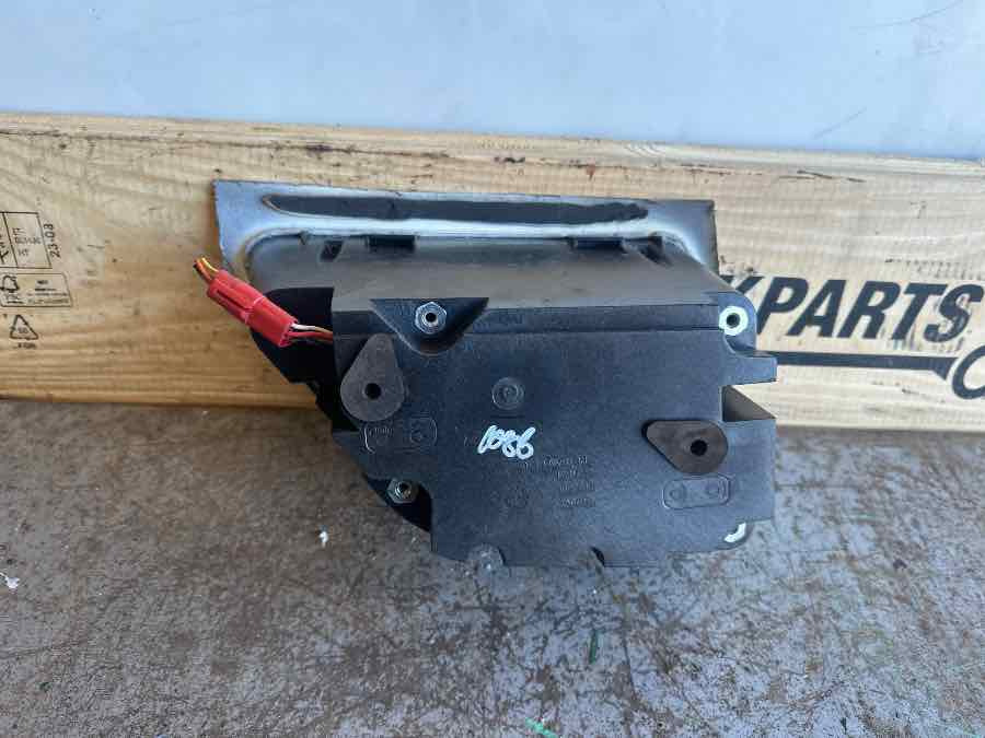 SCANIA SPOT LAMP 2535366 - Lys/ Belysning for Lastbil: billede 2 SCANIA SPOT LAMP 2535366 - Lys/ Belysning for Lastbil: billede 2