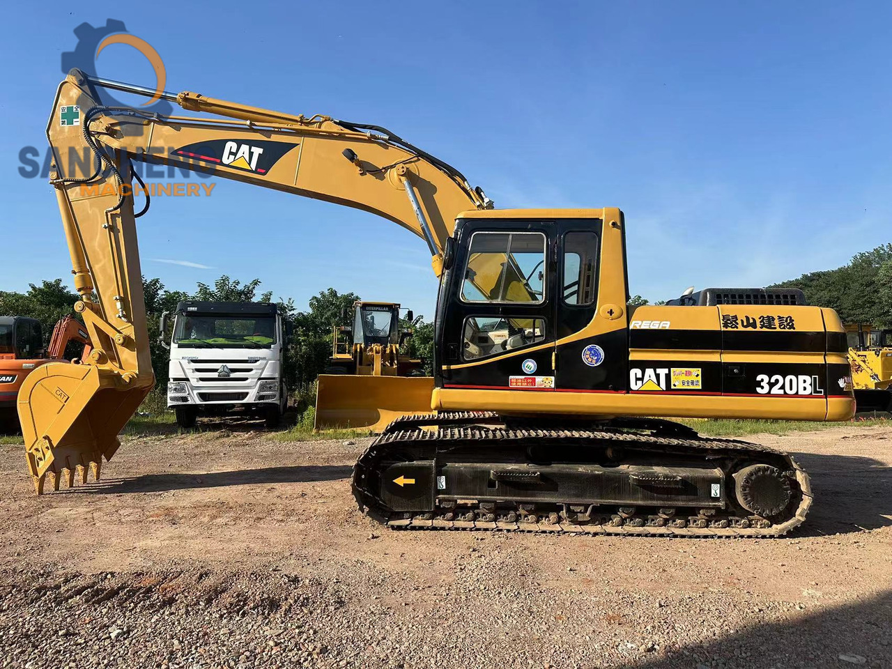 CATERPILLAR 320BL - Bæltegravemaskine: billede 2 CATERPILLAR 320BL - Bæltegravemaskine: billede 2