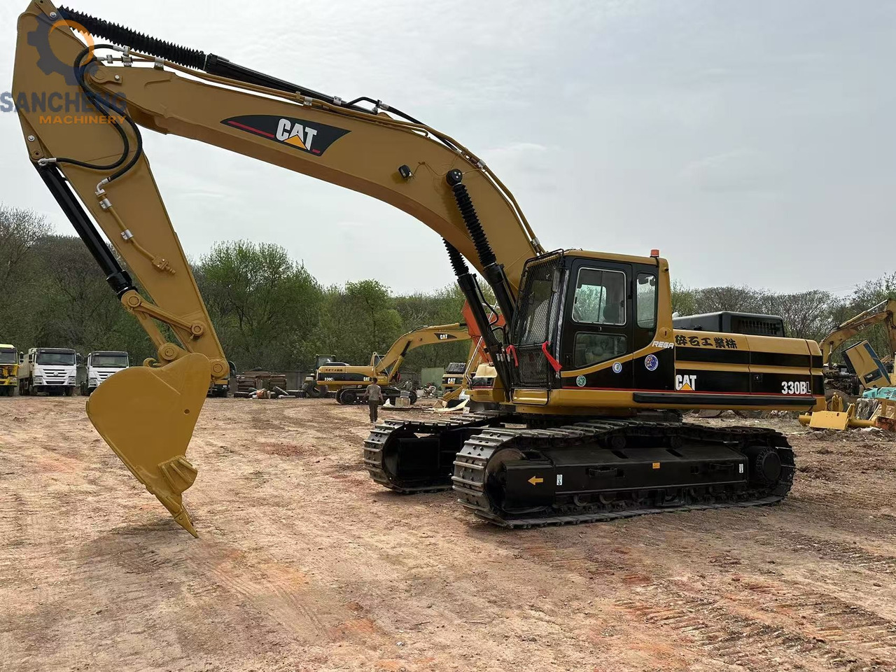 CATERPILLAR 330BL - Bæltegravemaskine: billede 3 CATERPILLAR 330BL - Bæltegravemaskine: billede 3
