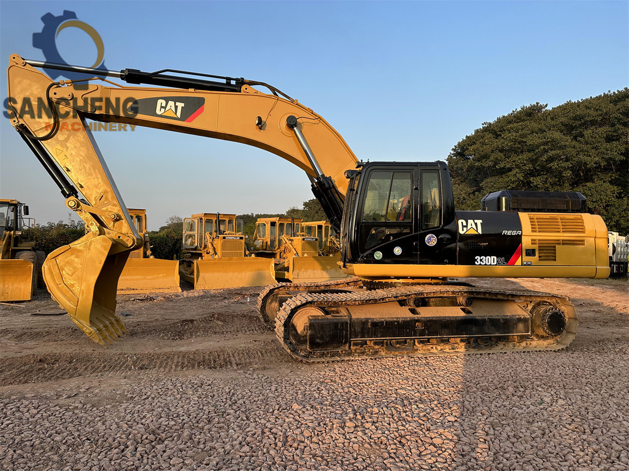 CATERPILLAR 330D2L - Bæltegravemaskine: billede 1 CATERPILLAR 330D2L - Bæltegravemaskine: billede 1