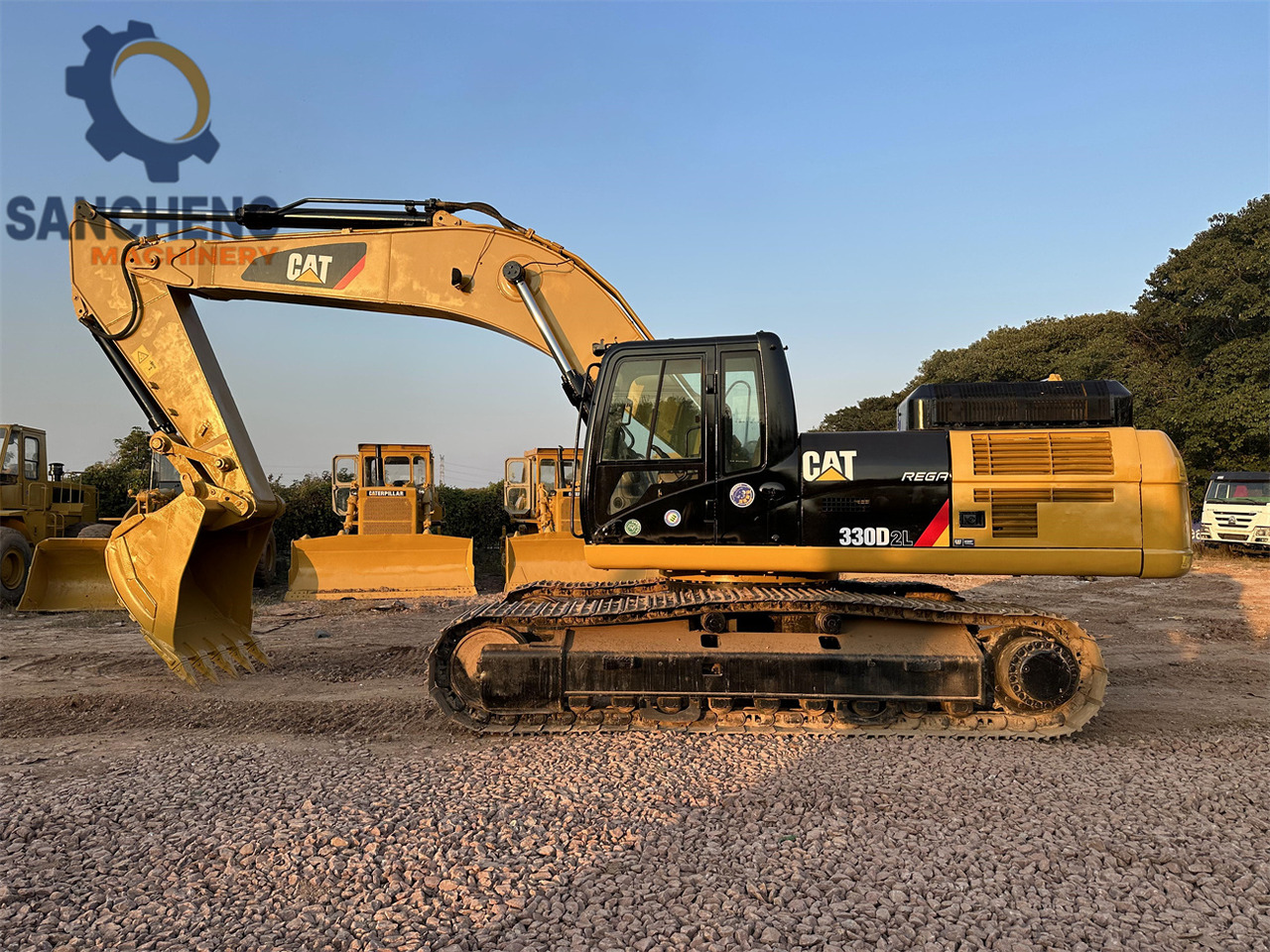 CATERPILLAR 330D2L - Bæltegravemaskine: billede 3 CATERPILLAR 330D2L - Bæltegravemaskine: billede 3