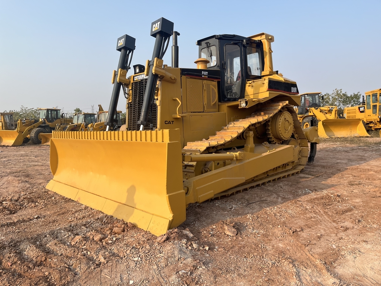 CATERPILLAR D8R - Bulldozer: billede 1 CATERPILLAR D8R - Bulldozer: billede 1