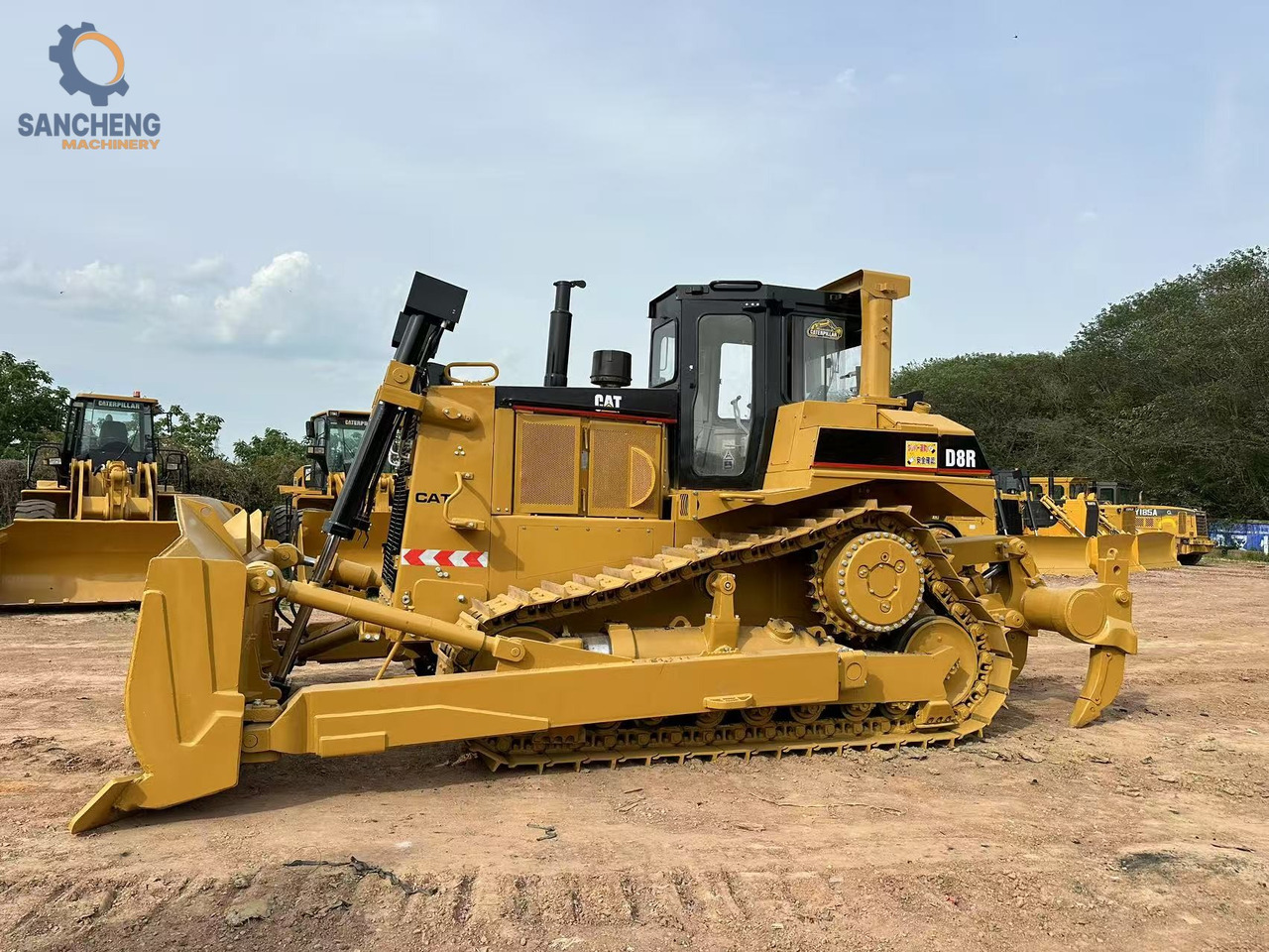 CATERPILLAR D8R - Bulldozer: billede 4 CATERPILLAR D8R - Bulldozer: billede 4