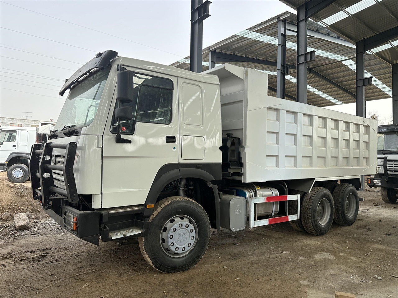 SINOTRUK HOWO 371 Dump Truck - Tipvogn lastbil: billede 1 SINOTRUK HOWO 371 Dump Truck - Tipvogn lastbil: billede 1