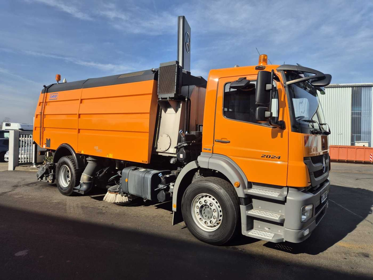 Mercedes-Benz Axor 2024 L Schmidt Airportsweeper AS 990 - Fejebil: billede 2 Mercedes-Benz Axor 2024 L Schmidt Airportsweeper AS 990 - Fejebil: billede 2