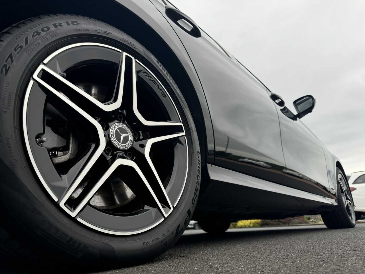 Mercedes-Benz E 300de T AMG+Pano+DistrPlus+Night +AHK+360+Ambi - Bil: billede 5 Mercedes-Benz E 300de T AMG+Pano+DistrPlus+Night +AHK+360+Ambi - Bil: billede 5