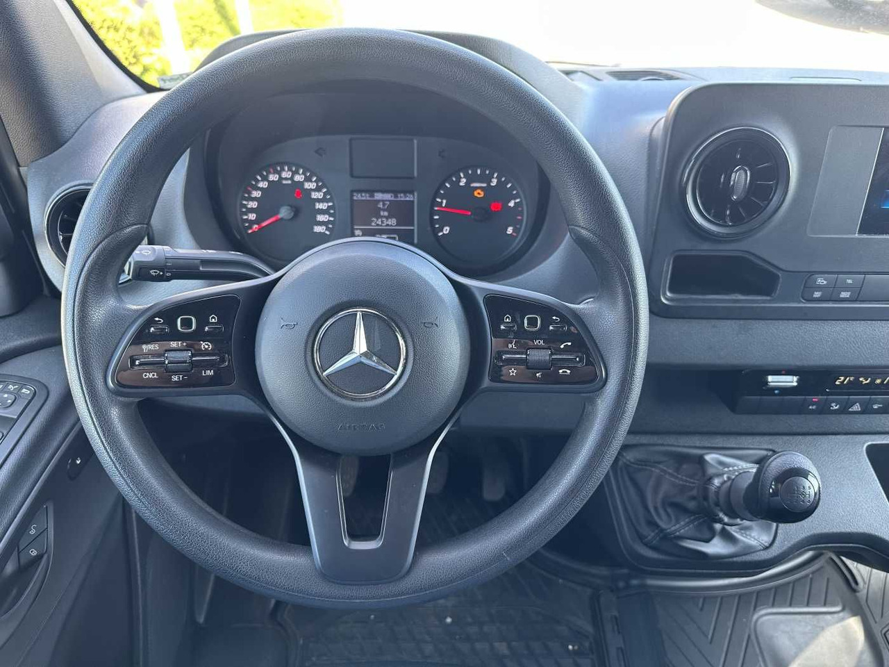 Varevogn Mercedes-Benz Sprinter 315 CDI 4325 Klima 360 SHZ MBUX Schwing: billede 9