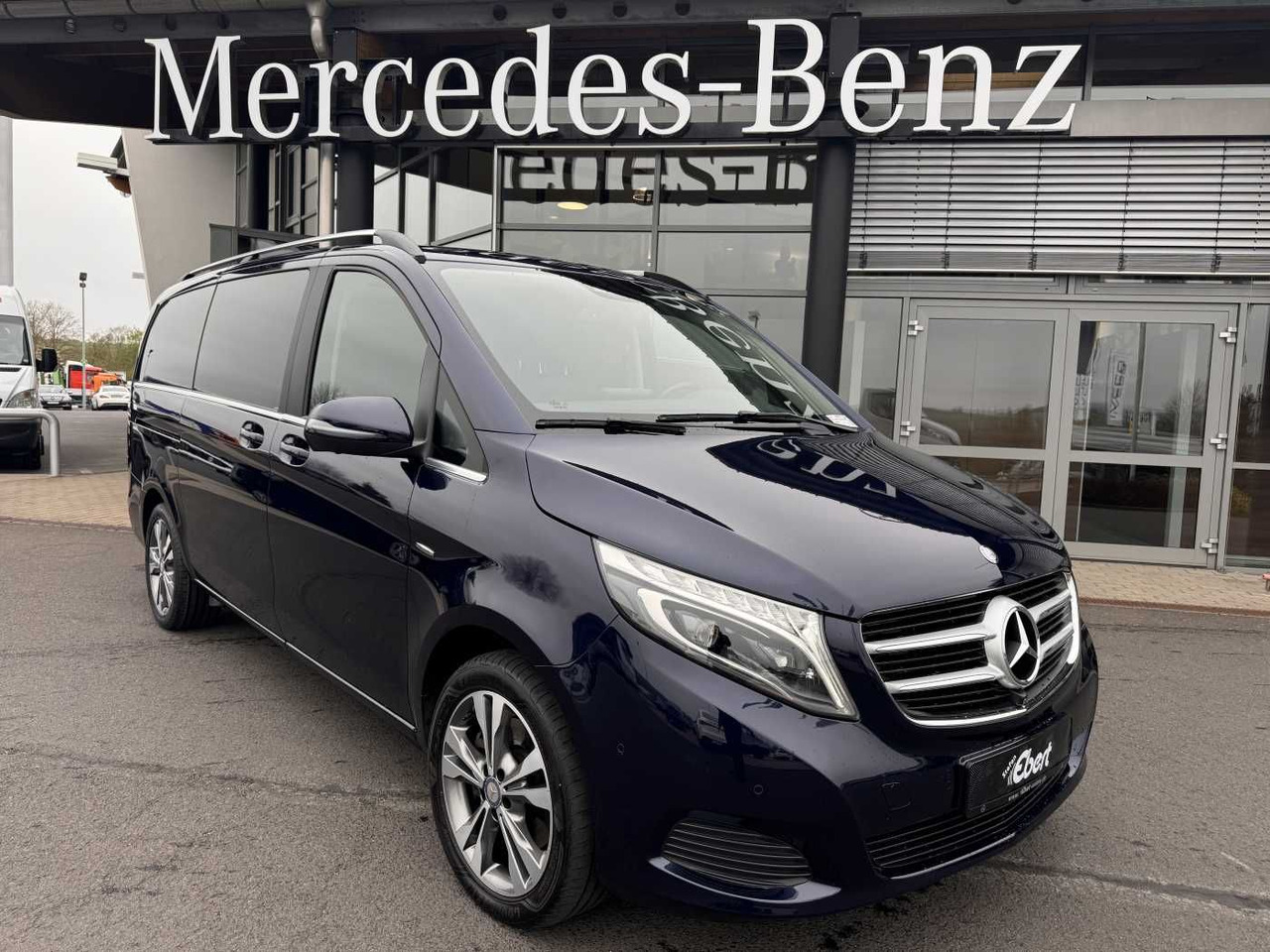 Mercedes-Benz V 250 d AVA ED 4MATIC Panorama Tisch 360 Sound - Persontransport: billede 1 Mercedes-Benz V 250 d AVA ED 4MATIC Panorama Tisch 360 Sound - Persontransport: billede 1