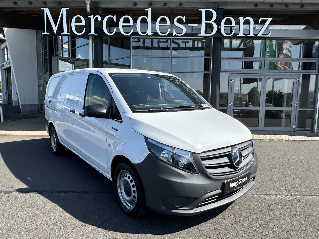 Mercedes-Benz eVito 112 Klima Kamera Navi SHZ Tempomat - Små varebil, El-varebil: billede 1 Mercedes-Benz eVito 112 Klima Kamera Navi SHZ Tempomat - Små varebil, El-varebil: billede 1