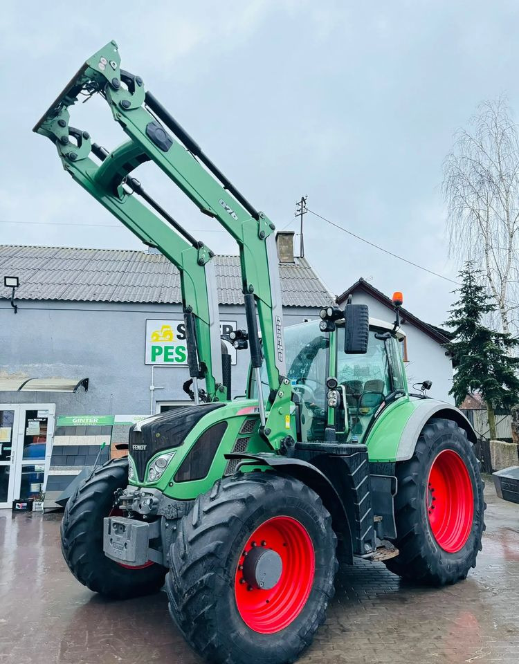 Fendt 724 - Traktor: billede 1 Fendt 724 - Traktor: billede 1