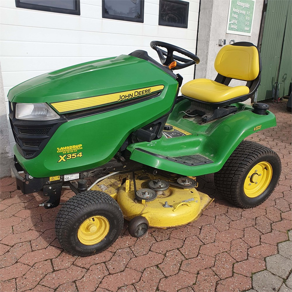 John Deere X354 - Plæneklipper: billede 1 John Deere X354 - Plæneklipper: billede 1