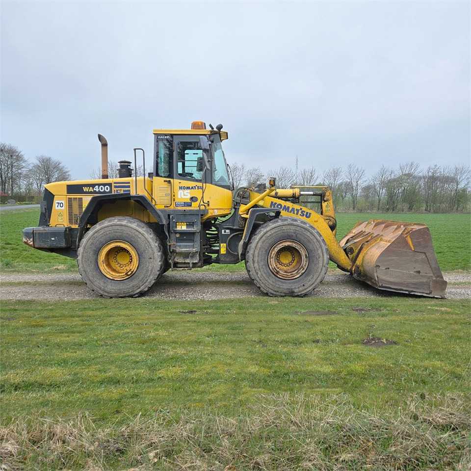 Komatsu WA400 - 5 H - Gummihjulslæsser: billede 1 Komatsu WA400 - 5 H - Gummihjulslæsser: billede 1