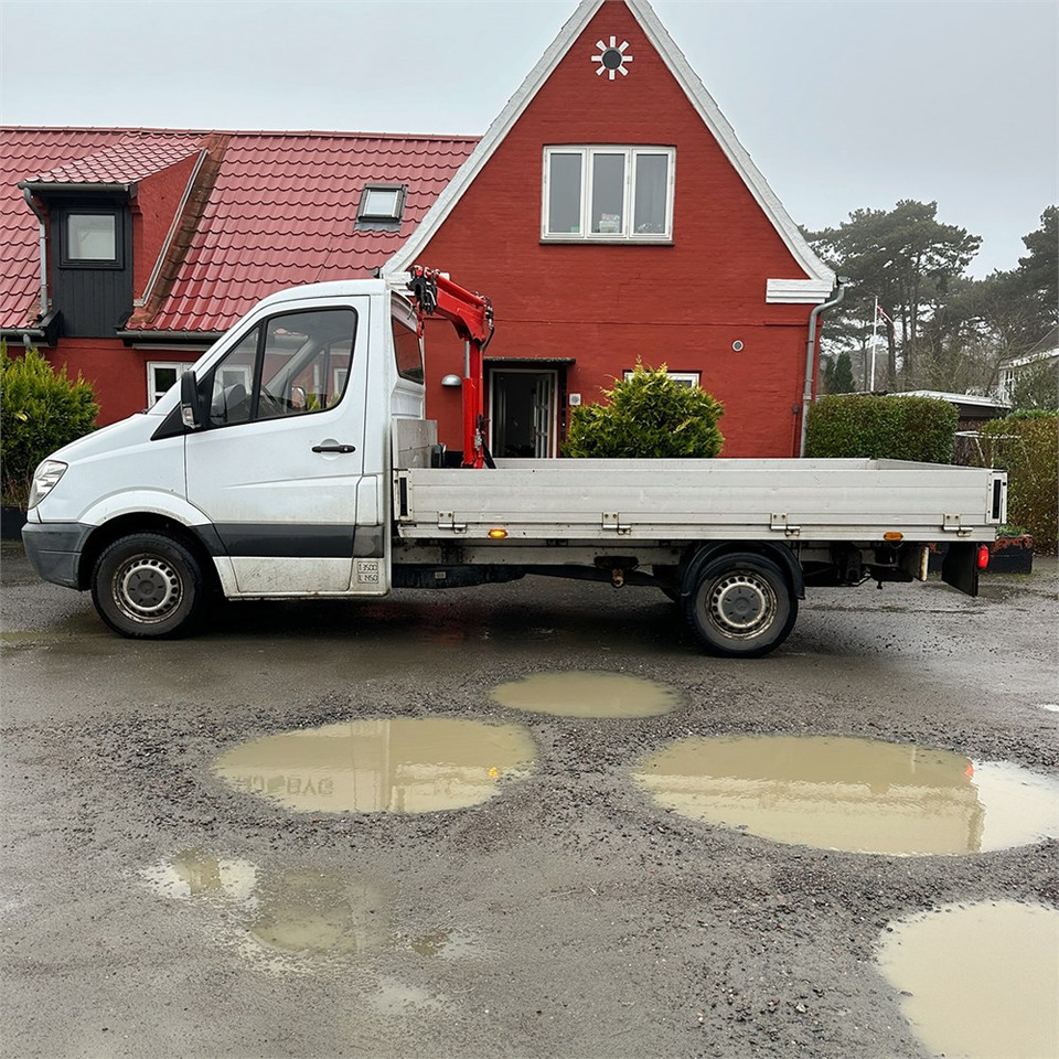 Mercedes SPRINTER 319 CDI - Lastbil med lad: billede 2 Mercedes SPRINTER 319 CDI - Lastbil med lad: billede 2