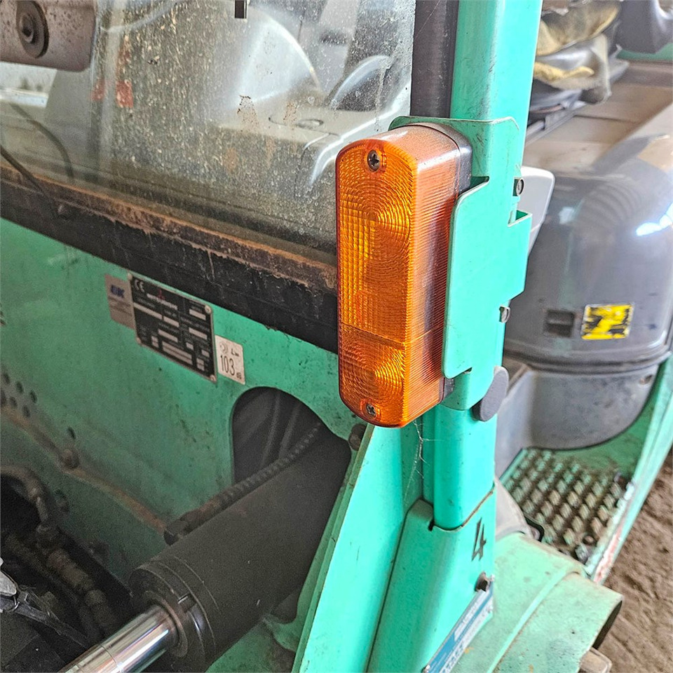 Leje en Mitsubishi FG35N Mitsubishi FG35N: billede 34