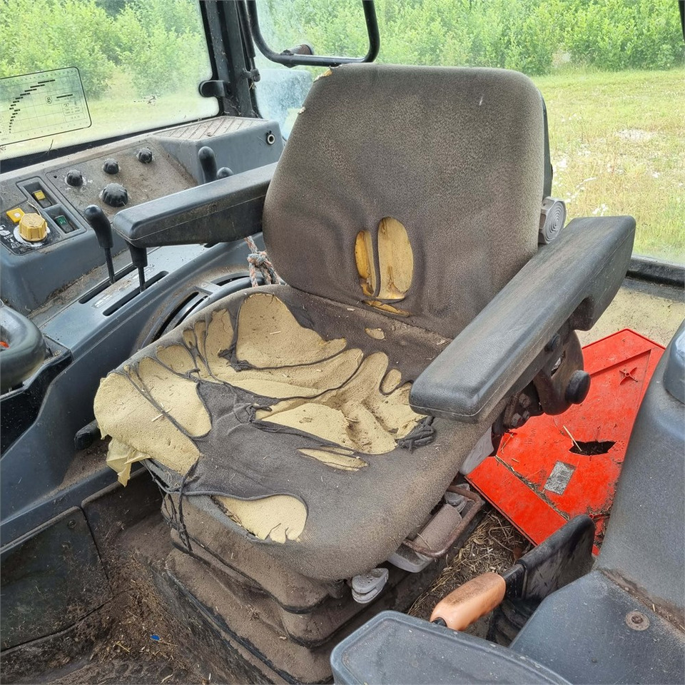 Traktor New Holland 7840: billede 11