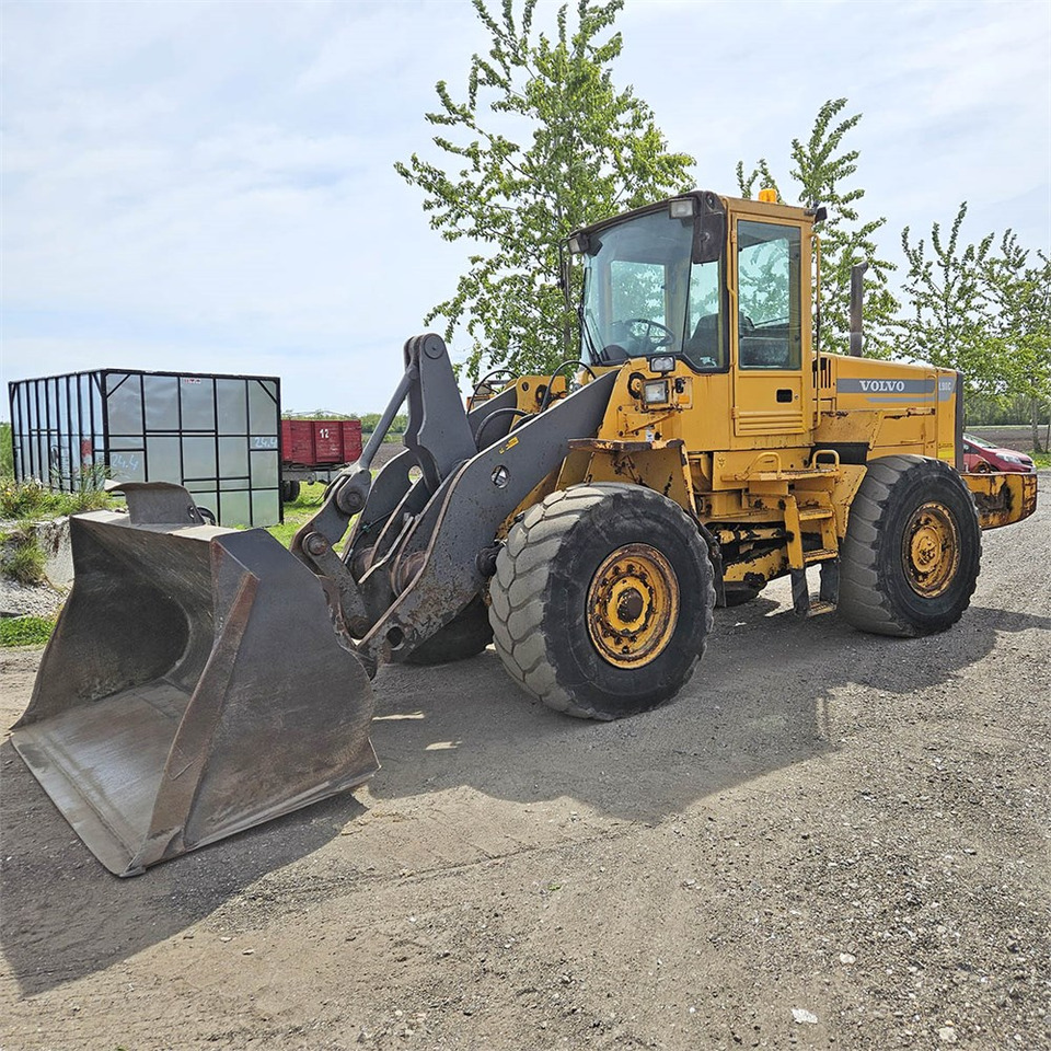 Volvo L90C - Gummihjulslæsser: billede 1 Volvo L90C - Gummihjulslæsser: billede 1