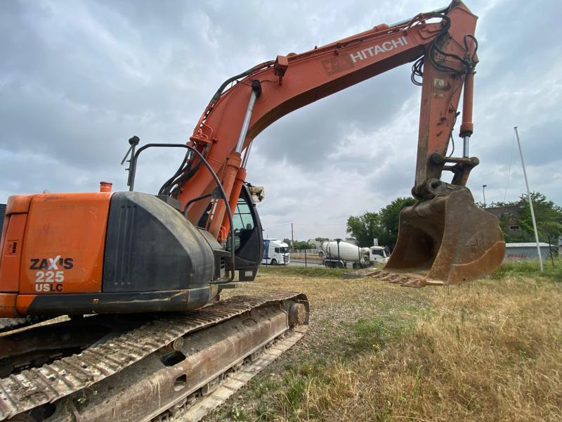 Hitachi ZX225USLC-3 - Bæltegravemaskine: billede 3 Hitachi ZX225USLC-3 - Bæltegravemaskine: billede 3