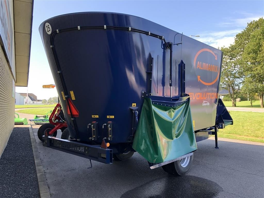 EVO 24 - Fuldfoderblander: billede 3 EVO 24 - Fuldfoderblander: billede 3