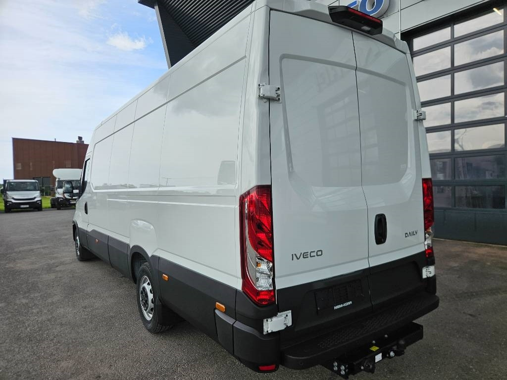 Iveco Daily 35S16A8 - Varevogn: billede 4 Iveco Daily 35S16A8 - Varevogn: billede 4