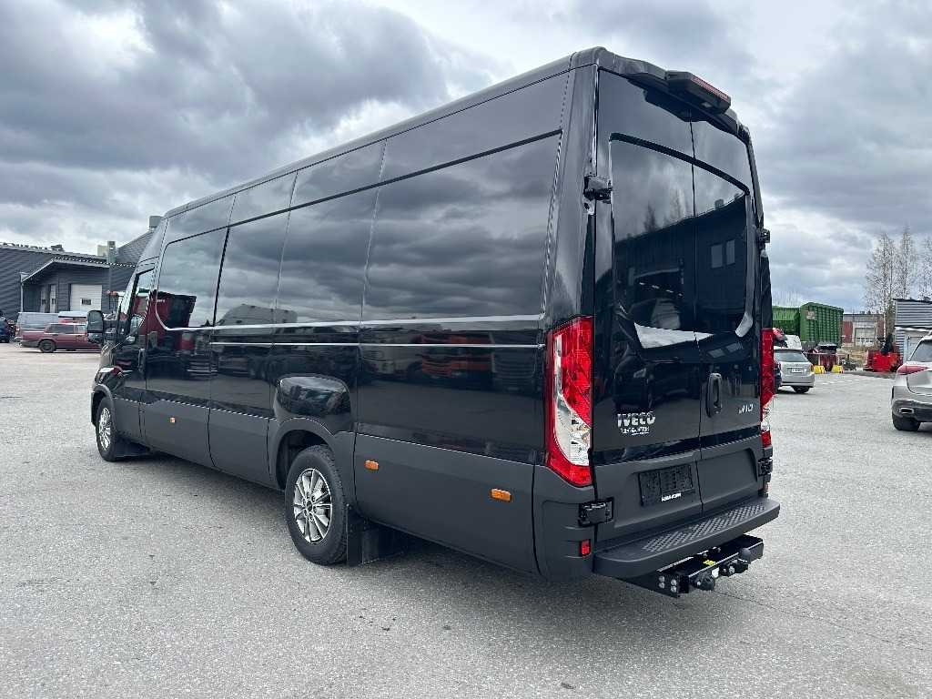 Iveco Daily 35S18A8 1+4hlö retkeilyauto - Varevogn: billede 5 Iveco Daily 35S18A8 1+4hlö retkeilyauto - Varevogn: billede 5