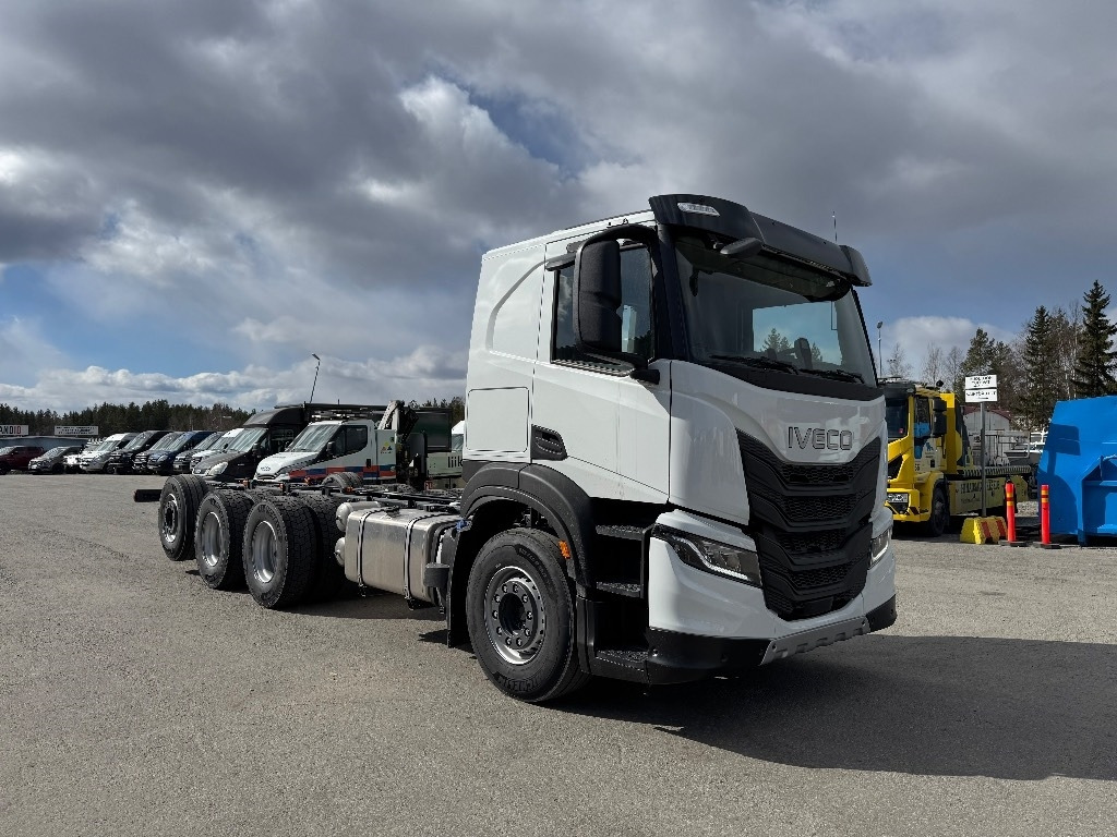 Iveco X-Way AT350X54 8x4 UUTTA MALLIA - Lastbil chassis: billede 2 Iveco X-Way AT350X54 8x4 UUTTA MALLIA - Lastbil chassis: billede 2