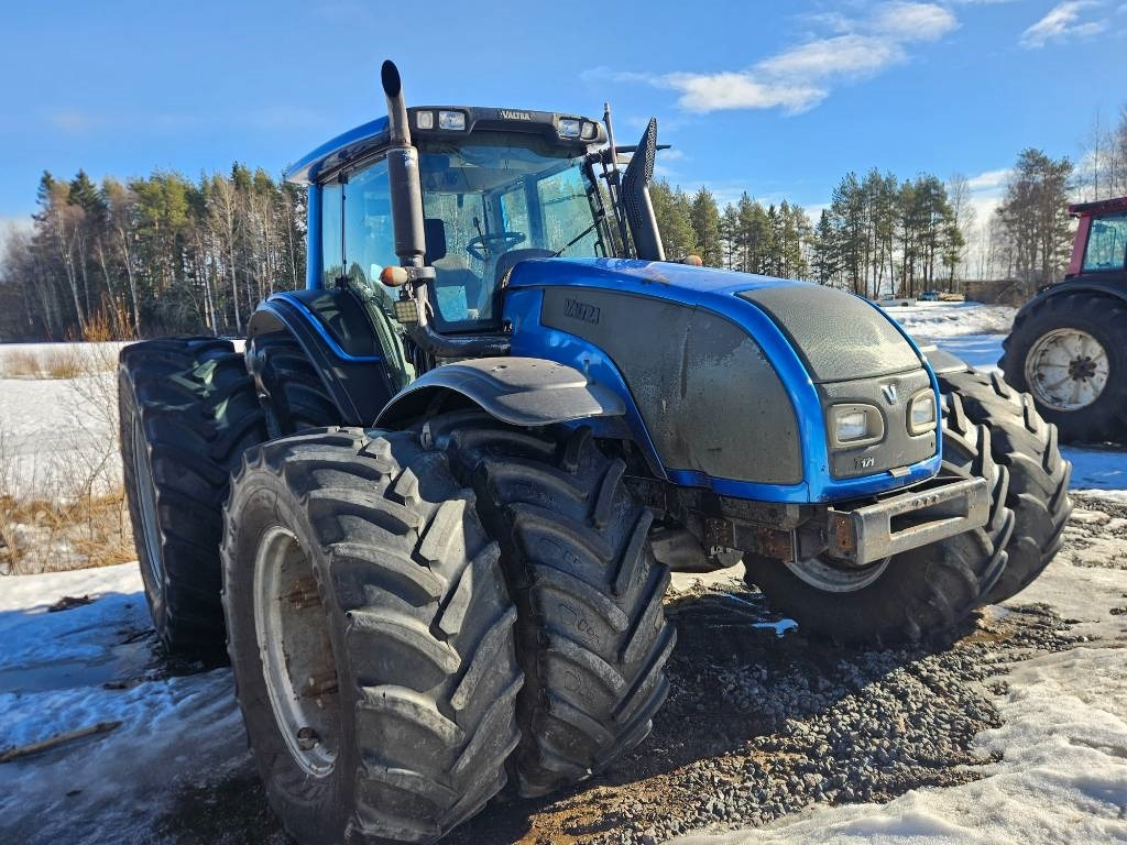 Valtra T 171 - Traktor: billede 3 Valtra T 171 - Traktor: billede 3
