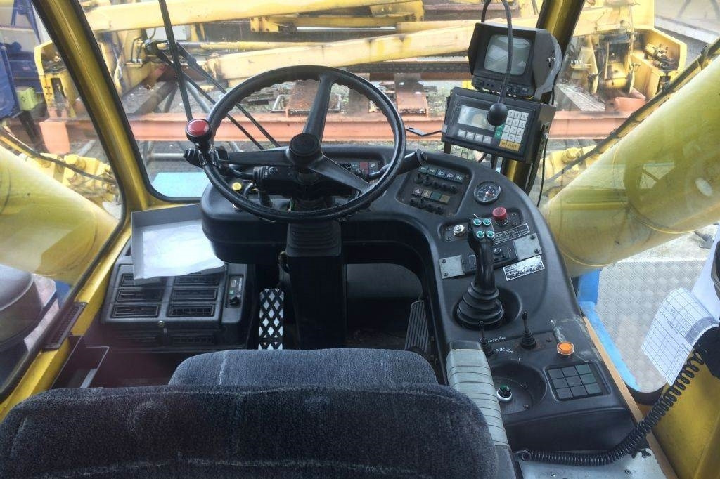 Belotti Triton 45.23 - Reach stacker: billede 5 Belotti Triton 45.23 - Reach stacker: billede 5